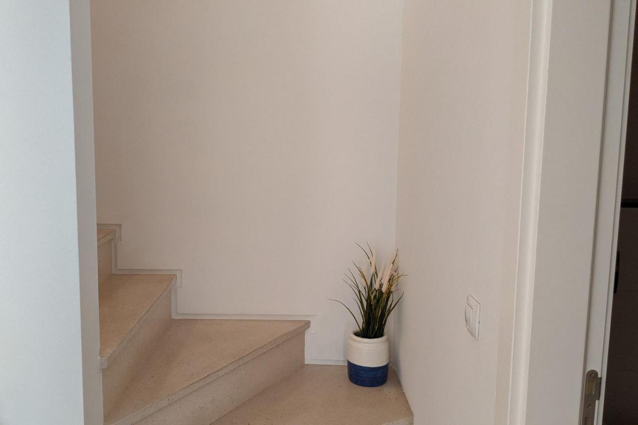 Lovelystay - Sesimbra 3Bdr Apartment W/Terrace ภายนอก รูปภาพ