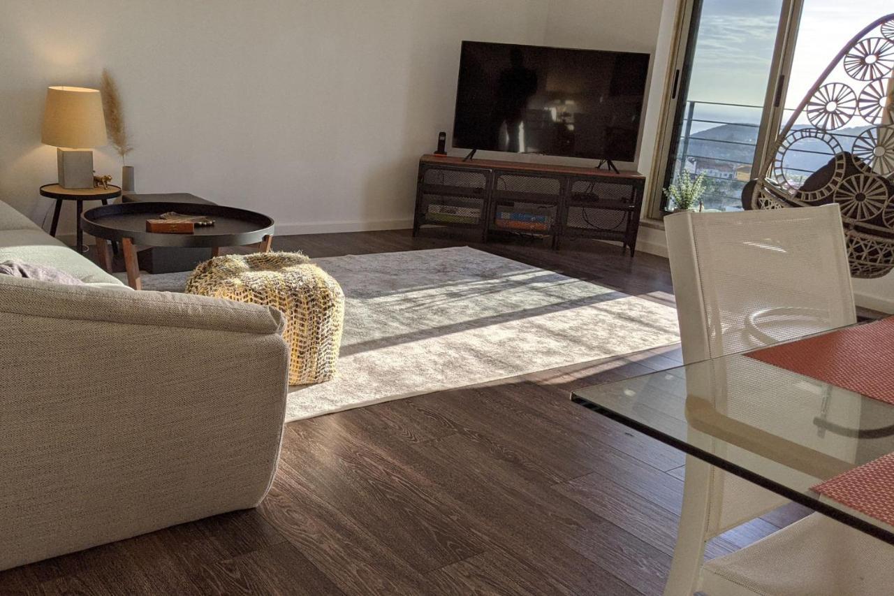 Lovelystay - Sesimbra 3Bdr Apartment W/Terrace ภายนอก รูปภาพ