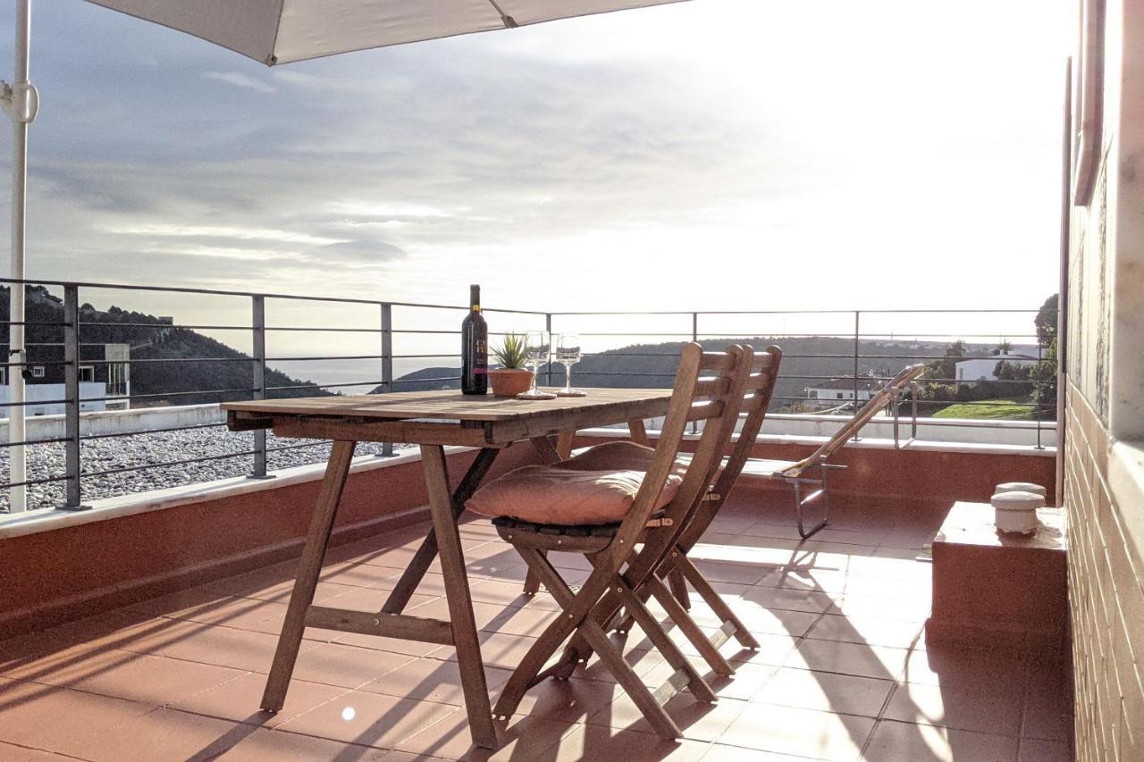 Lovelystay - Sesimbra 3Bdr Apartment W/Terrace ภายนอก รูปภาพ